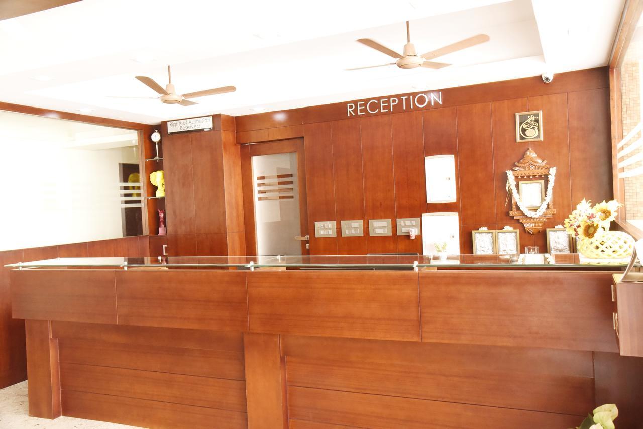 Hotel Akshayadhara Subrahmanya エクステリア 写真
