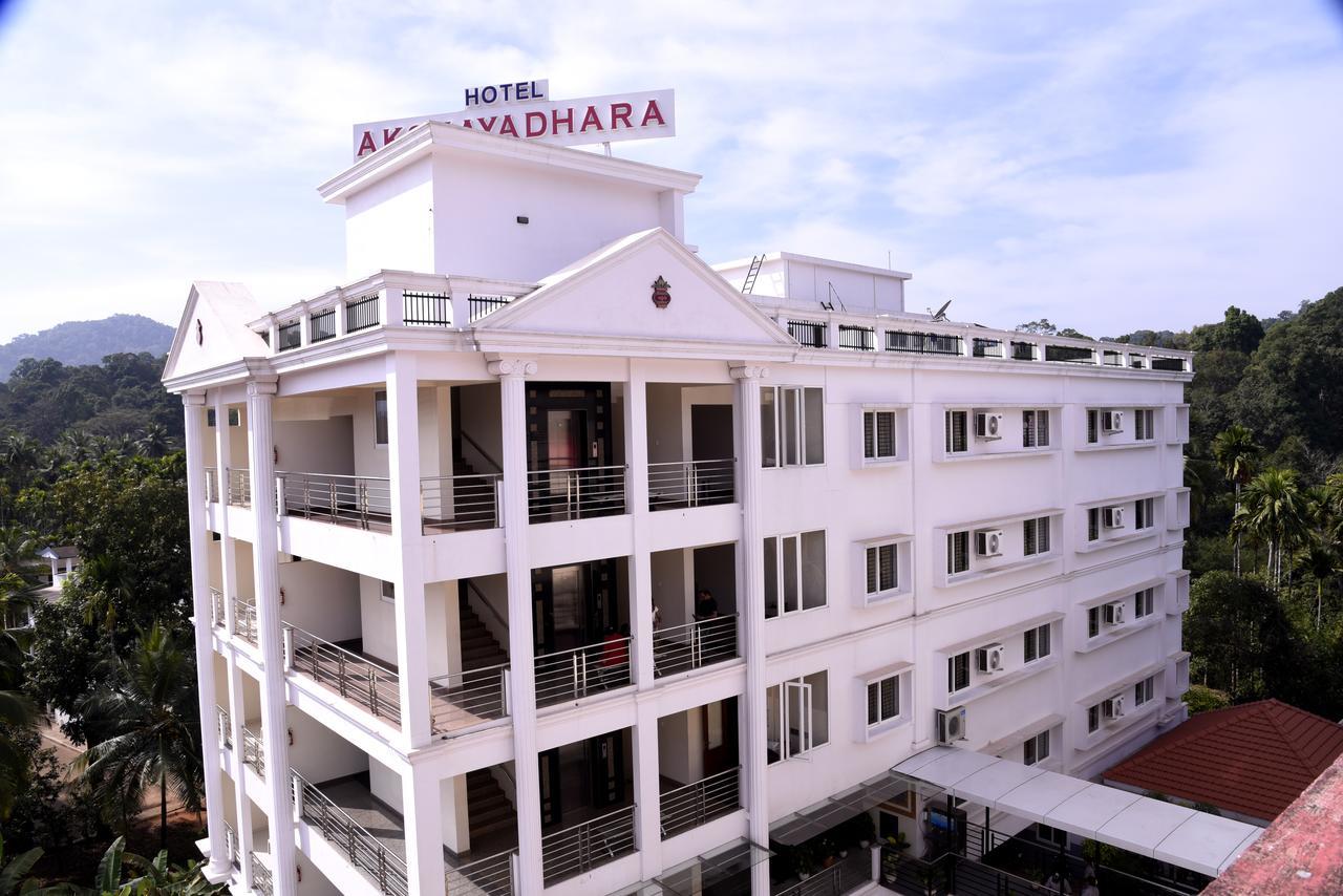 Hotel Akshayadhara Subrahmanya エクステリア 写真
