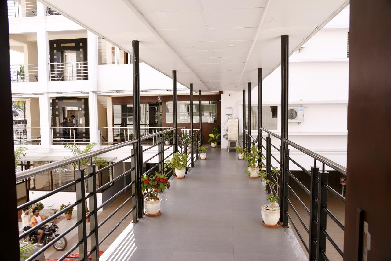 Hotel Akshayadhara Subrahmanya エクステリア 写真