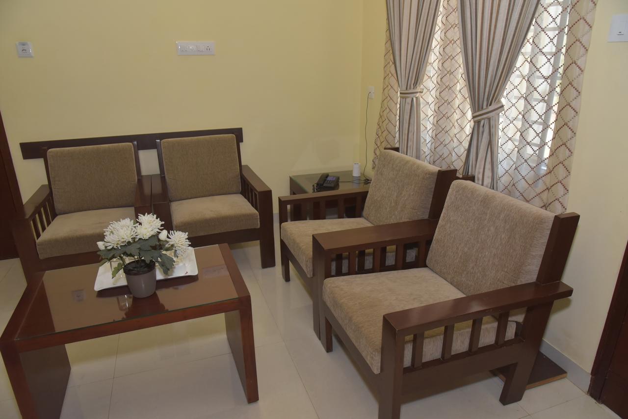 Hotel Akshayadhara Subrahmanya エクステリア 写真